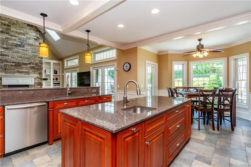 7 Josephine Drive Smithfield RI 02917