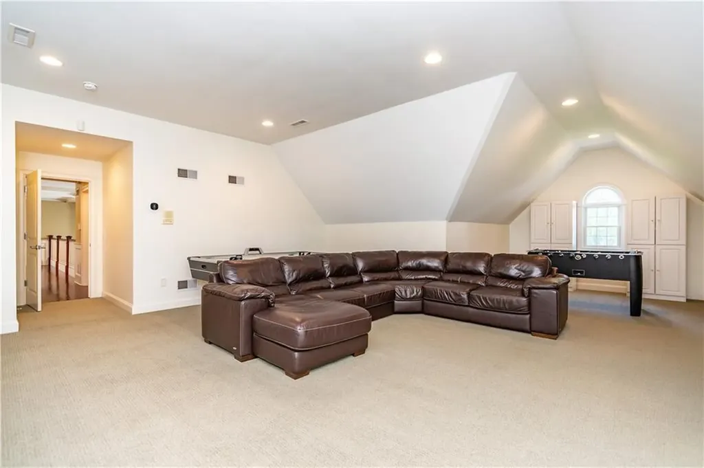 7 Josephine Drive Smithfield RI 02917