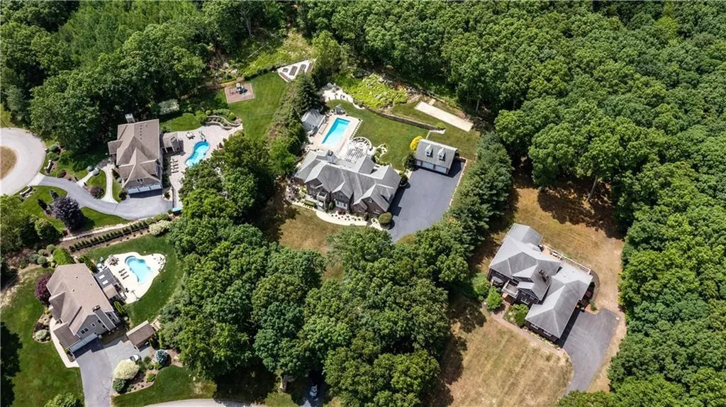 7 Josephine Drive Smithfield RI 02917