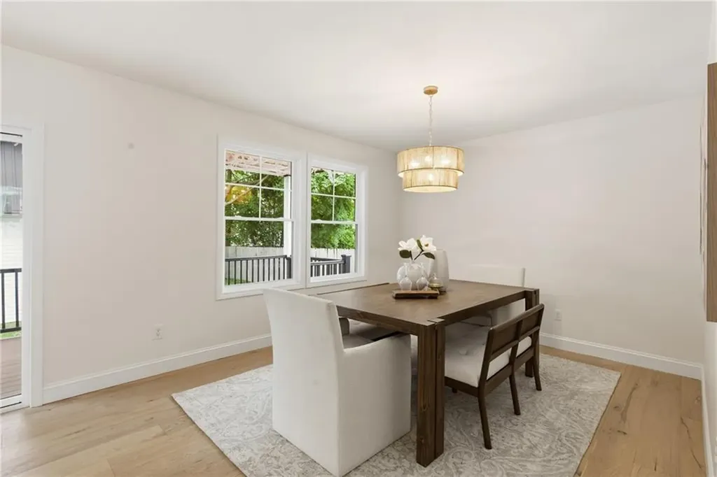 42 Orchard Avenue Barrington RI 02806