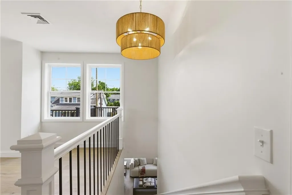 42 Orchard Avenue Barrington RI 02806