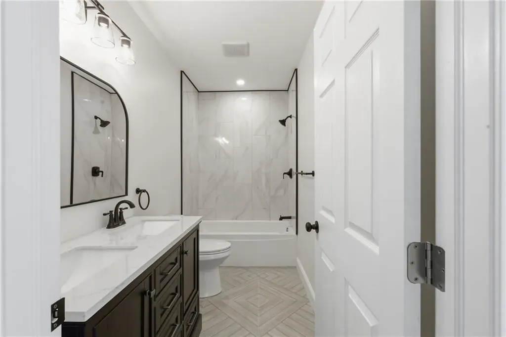 42 Orchard Avenue Barrington RI 02806