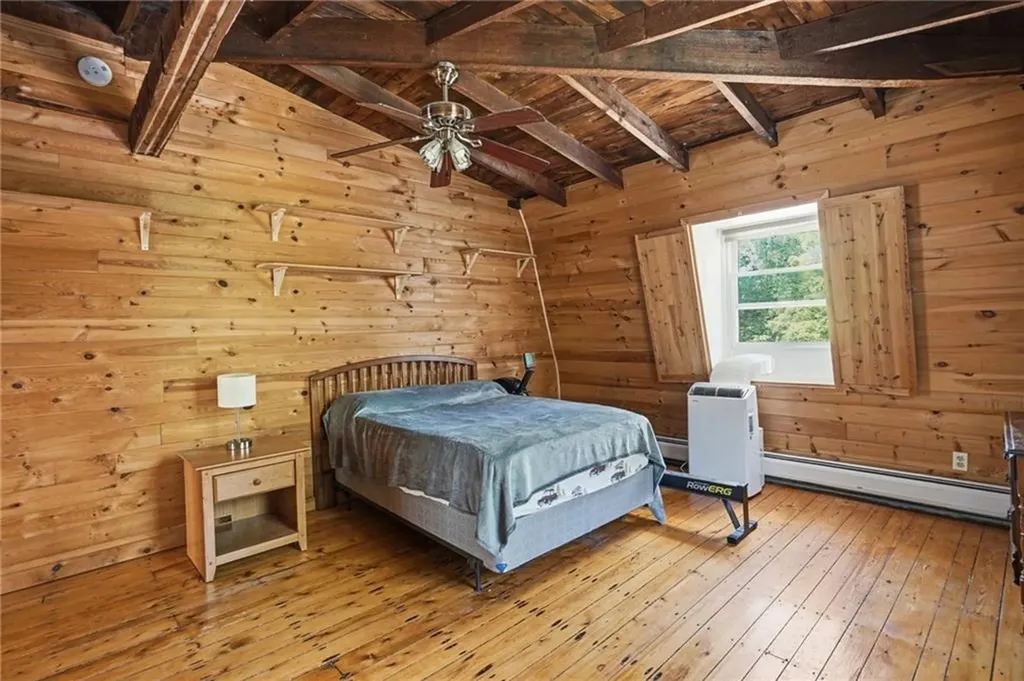 7 Nichols Lane Hopkinton RI 02832