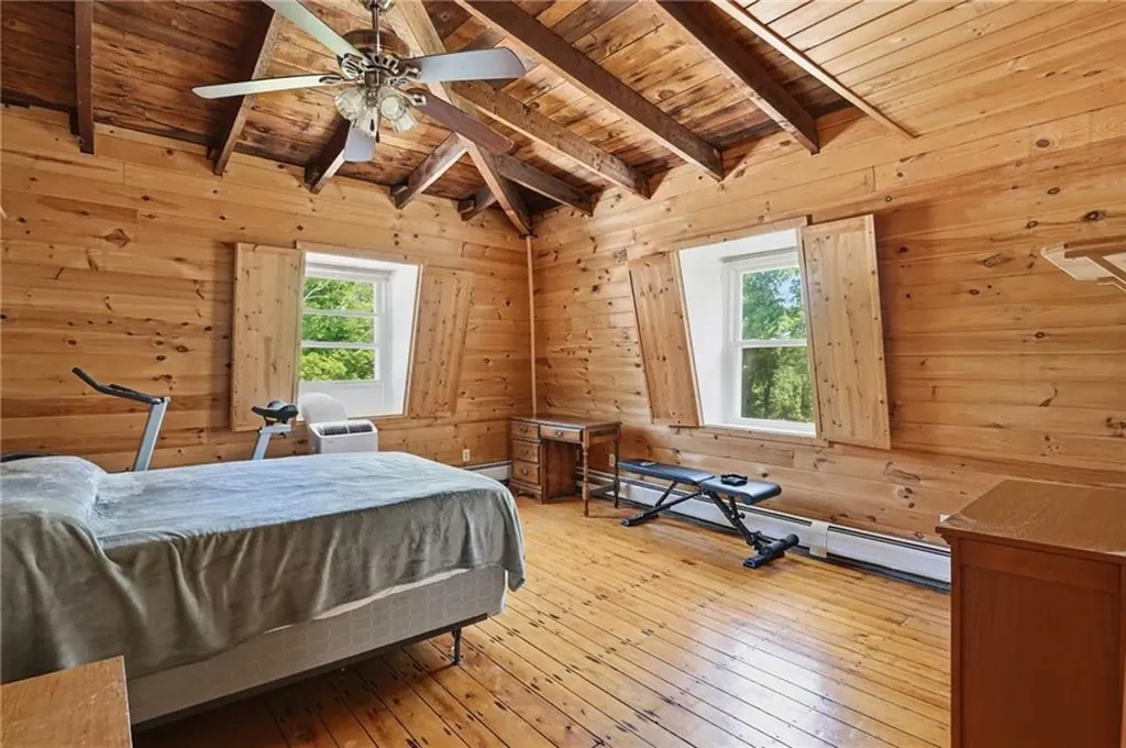 7 Nichols Lane Hopkinton RI 02832