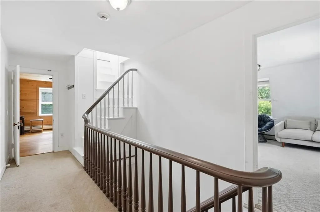 7 Nichols Lane Hopkinton RI 02832
