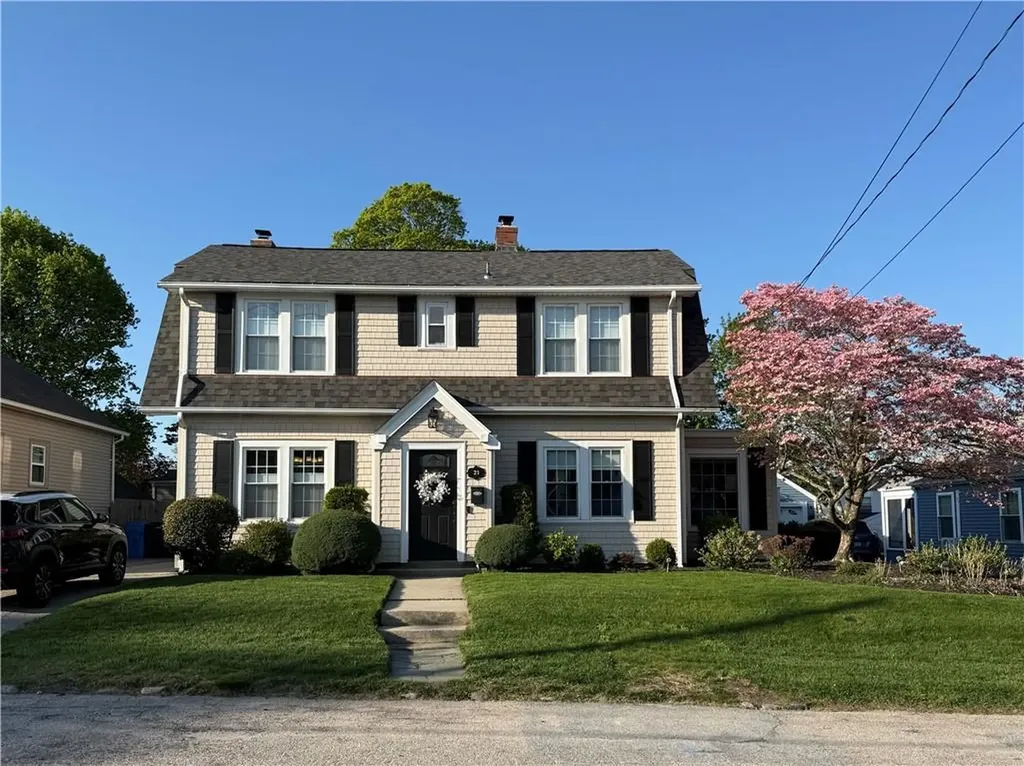 21 Euston Avenue Cranston RI 02910