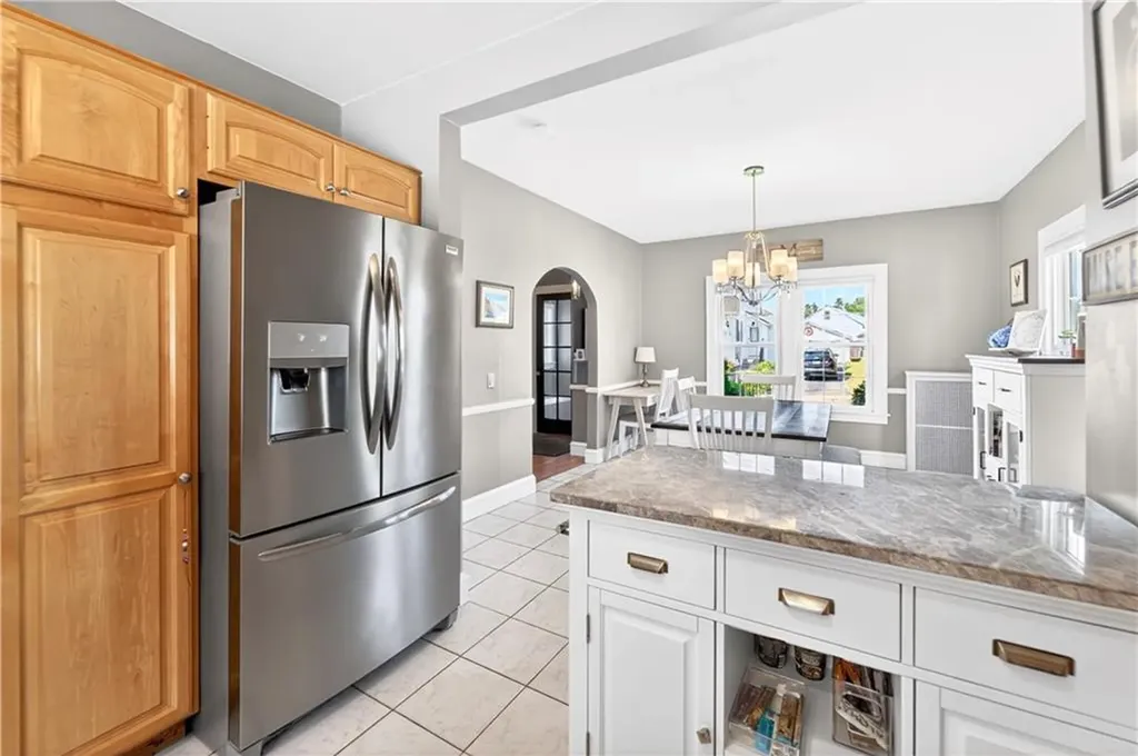 21 Euston Avenue Cranston RI 02910