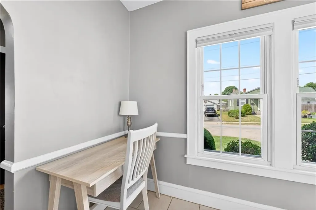 21 Euston Avenue Cranston RI 02910