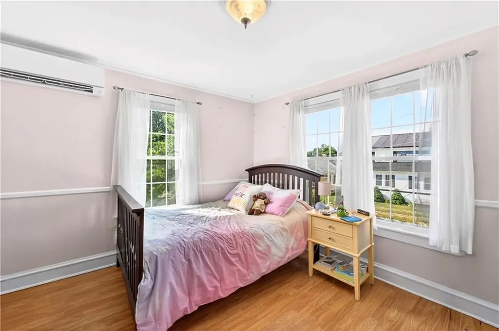 21 Euston Avenue Cranston RI 02910