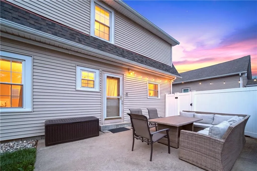 21 Euston Avenue Cranston RI 02910