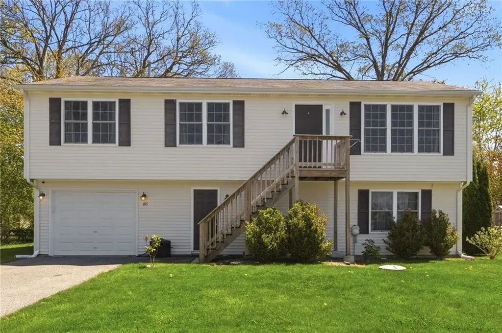 48 Harris Avenue Warwick RI 02889