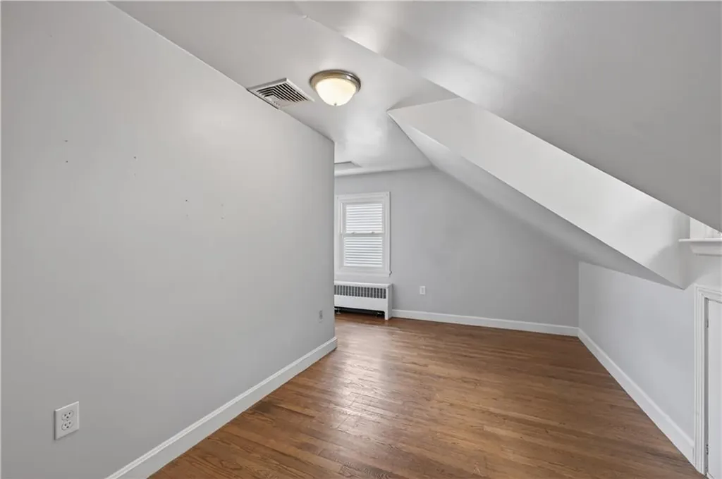 82 Parkside Avenue Pawtucket RI 02861
