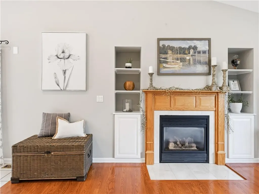 48 Hummingbird Lane Swansea MA 02777