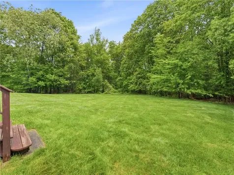 48 Hummingbird Lane Swansea MA 02777