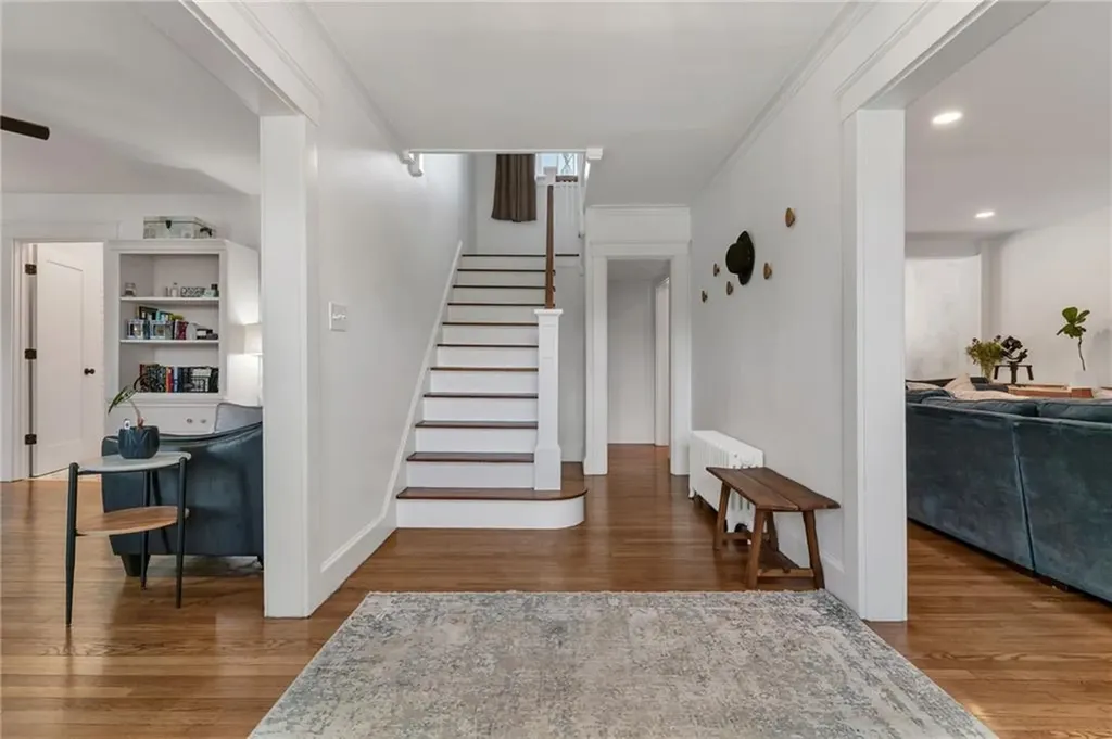 81 Bristol Ferry Road Portsmouth RI 02871
