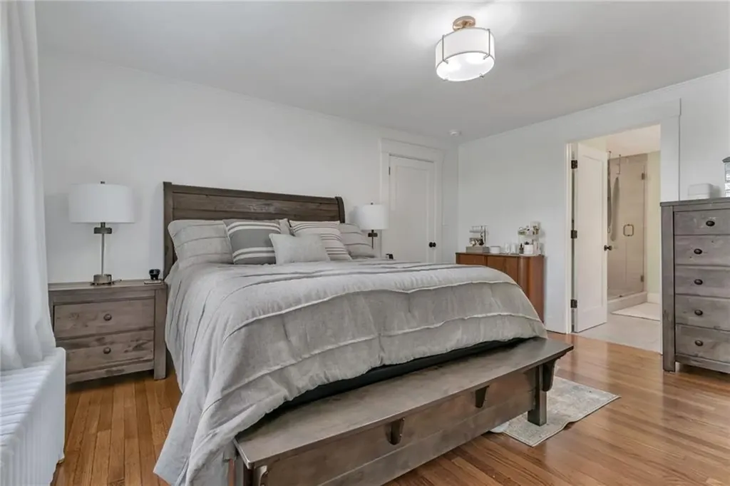 81 Bristol Ferry Road Portsmouth RI 02871