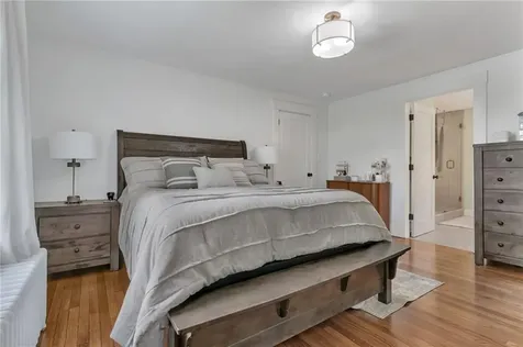 81 Bristol Ferry Road Portsmouth RI 02871