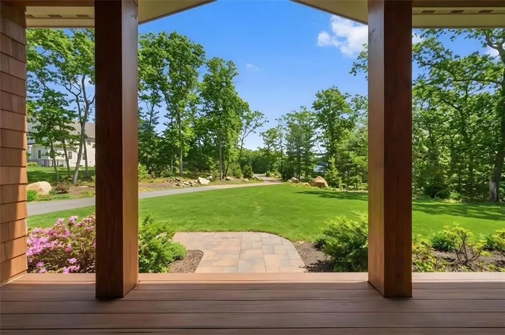 18 Fallon Trail Westerly RI 02891