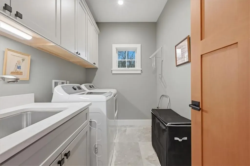 18 Fallon Trail Westerly RI 02891