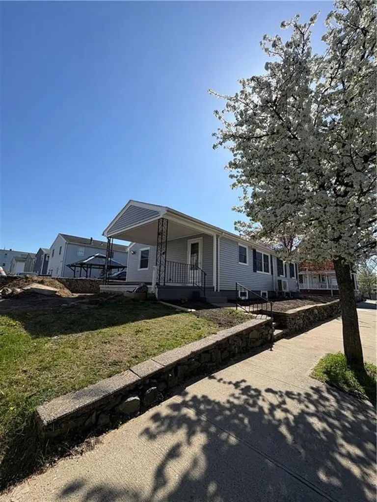 103 Opper Street Providence RI 02904