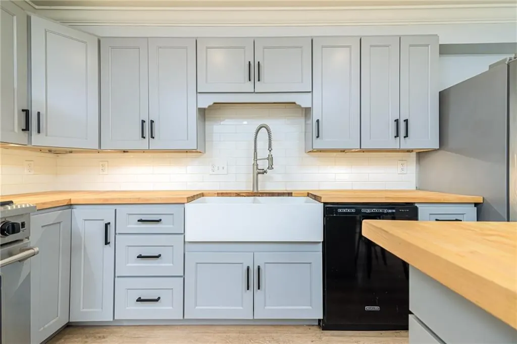473 Klondike Road Charlestown RI 02813