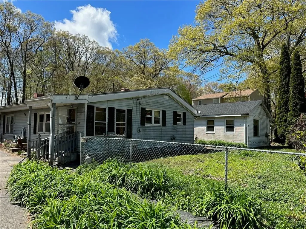 8 Buona Vista Avenue Johnston RI 02919