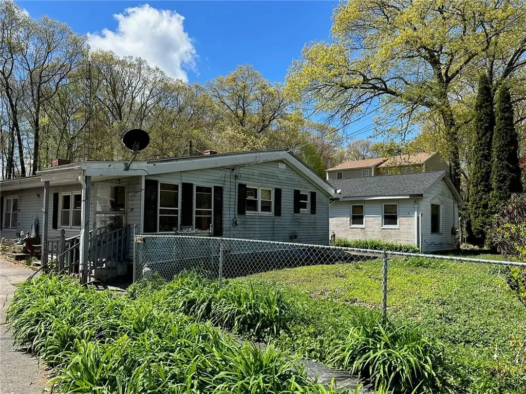 8 Buona Vista Avenue Johnston RI 02919