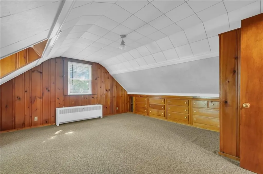 216 Riverside Avenue Warwick RI 02889