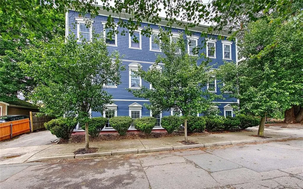 31 Commercial Street Cranston RI 02905