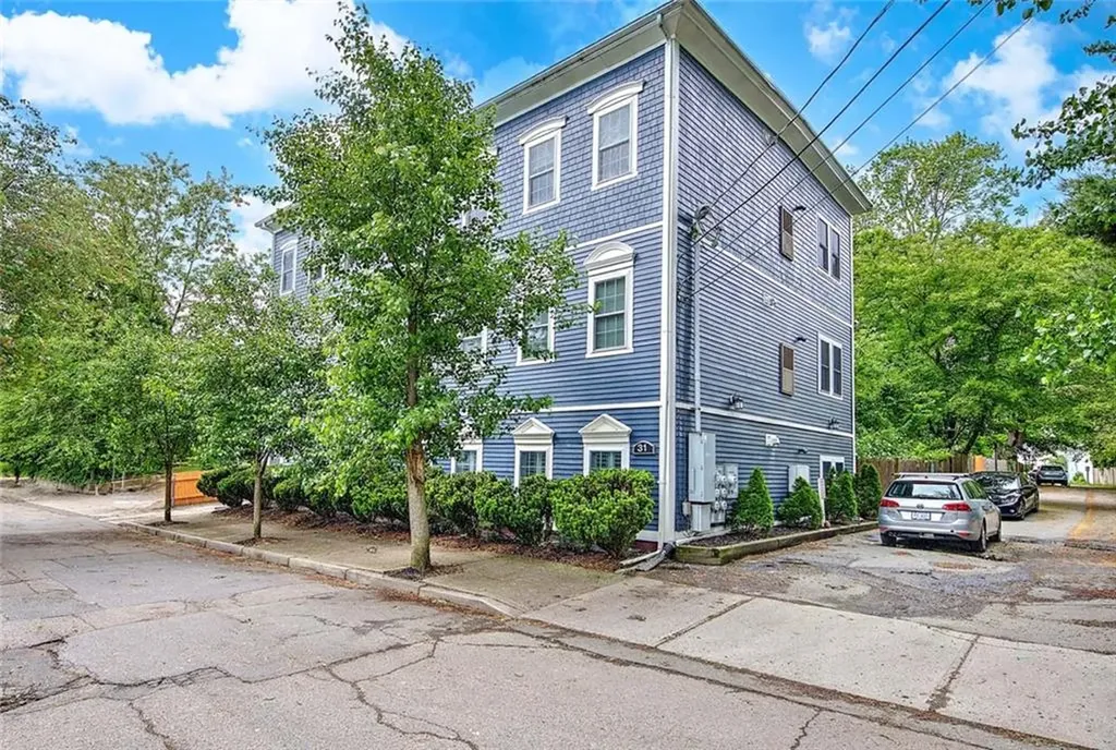 31 Commercial Street Cranston RI 02905
