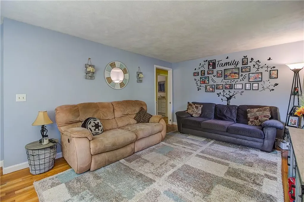55 Marshall Avenue Warwick RI 02886