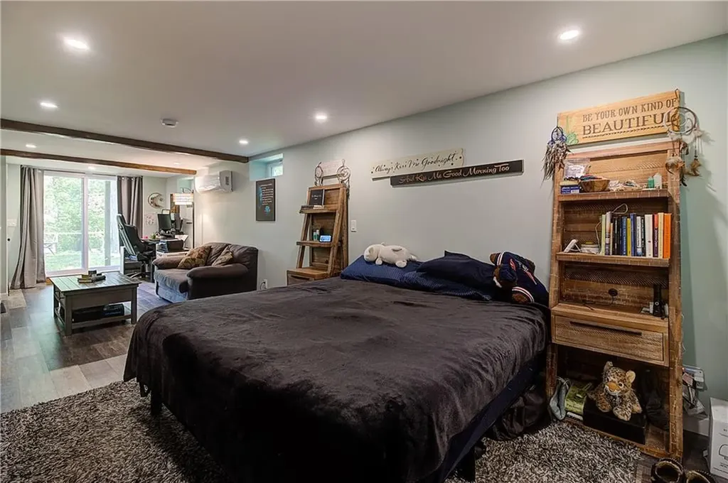 55 Marshall Avenue Warwick RI 02886