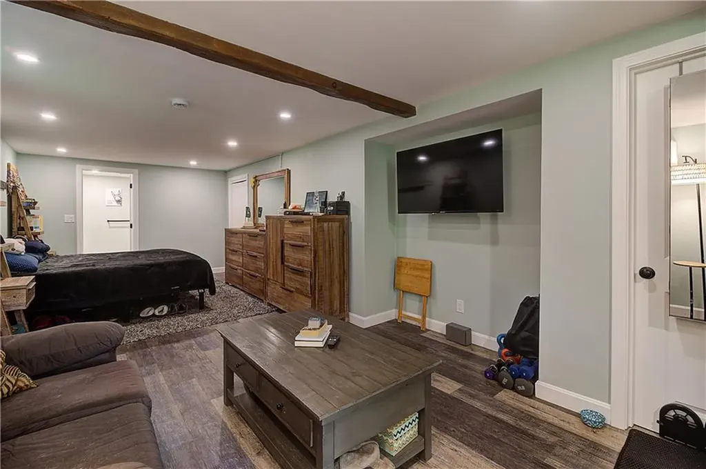 55 Marshall Avenue Warwick RI 02886