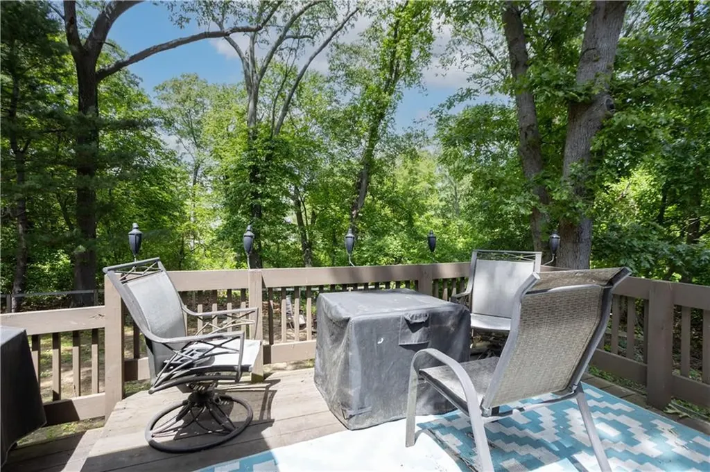 55 Marshall Avenue Warwick RI 02886