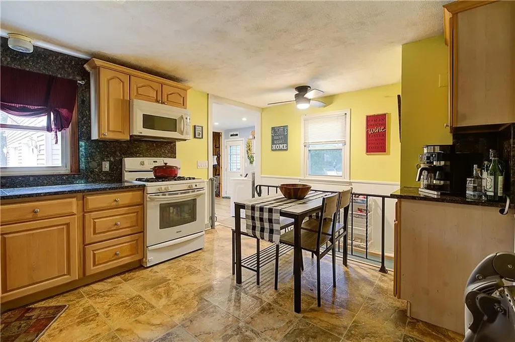 55 Marshall Avenue Warwick RI 02886