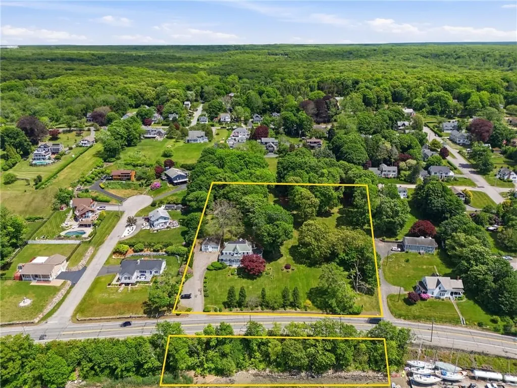 1660 Main Road Tiverton RI 02878
