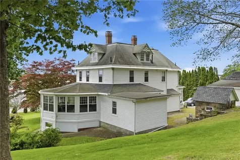 1660 Main Road Tiverton RI 02878