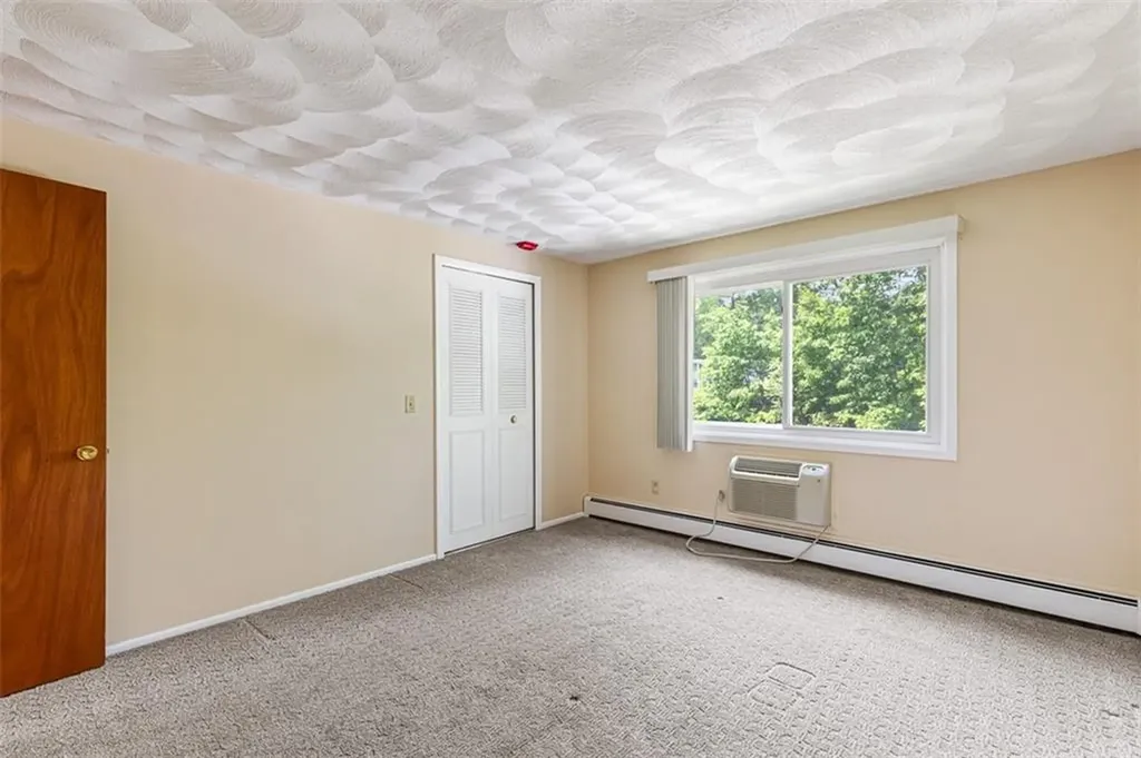 494 Putnam Pike Smithfield RI 02828