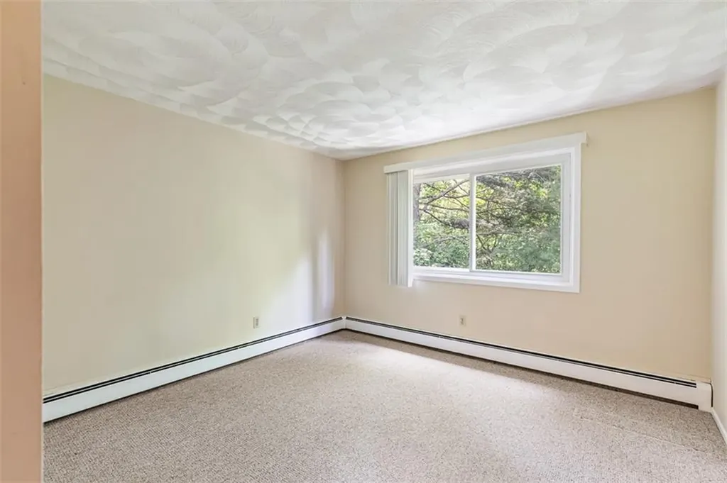 494 Putnam Pike Smithfield RI 02828