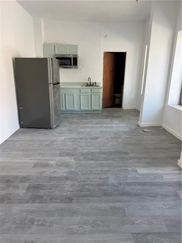536 Smith Street Providence RI 02908