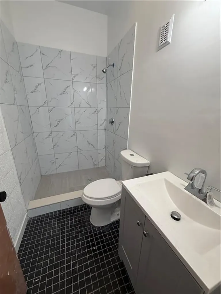 536 Smith Street Providence RI 02908