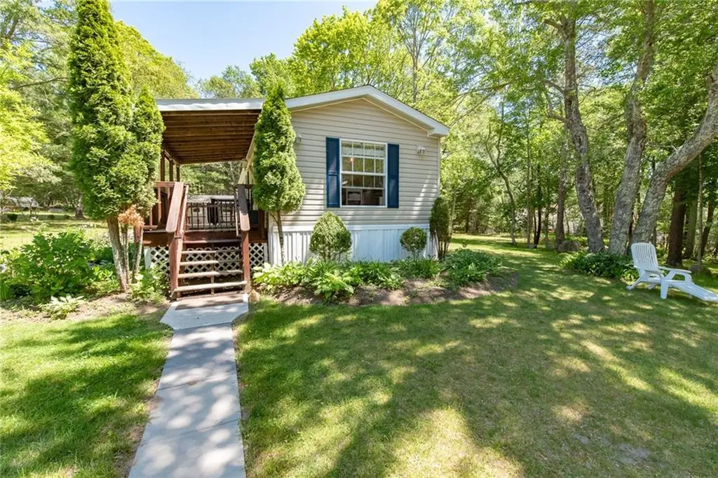 1 Blueberry Heights Way West Greenwich RI 02817