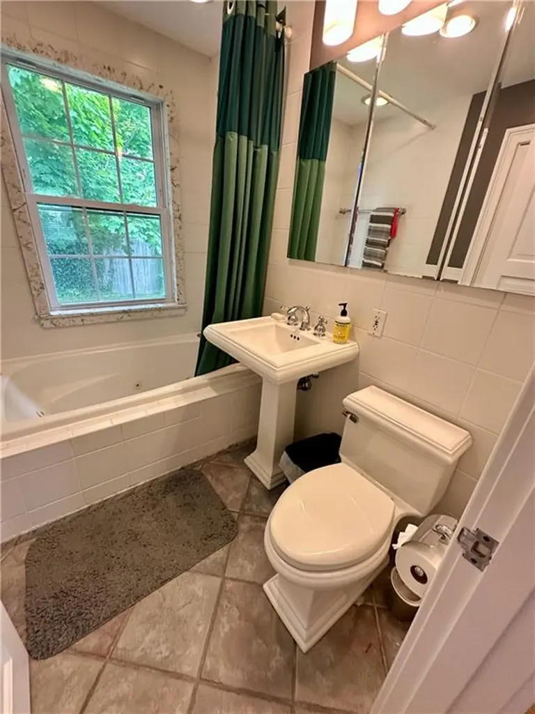 2 Cliff Terrace Newport RI 02840