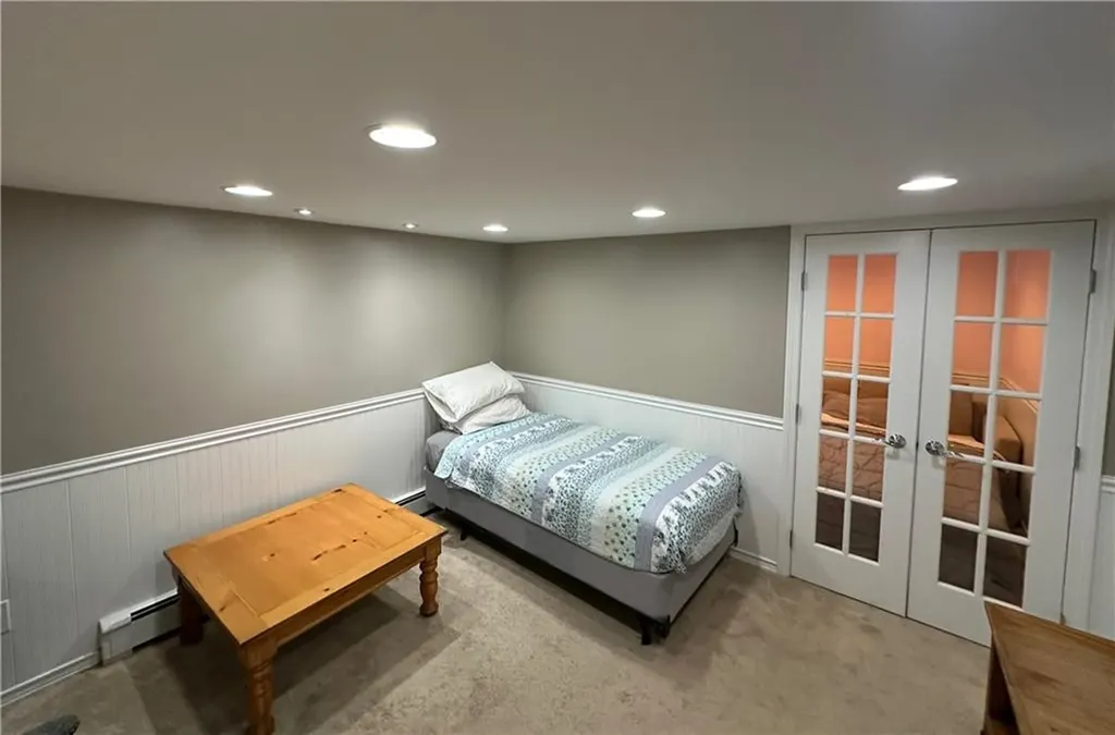 2 Cliff Terrace Newport RI 02840