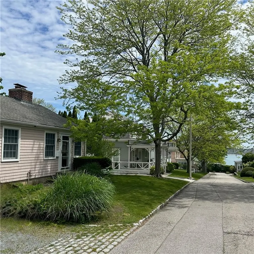 2 Cliff Terrace Newport RI 02840