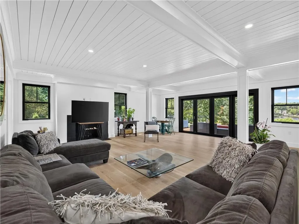 34 Lanphere Road Westerly RI 02891