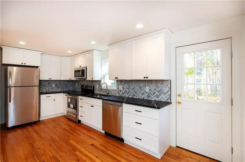 843 Victory Highway Burrillville RI 02839