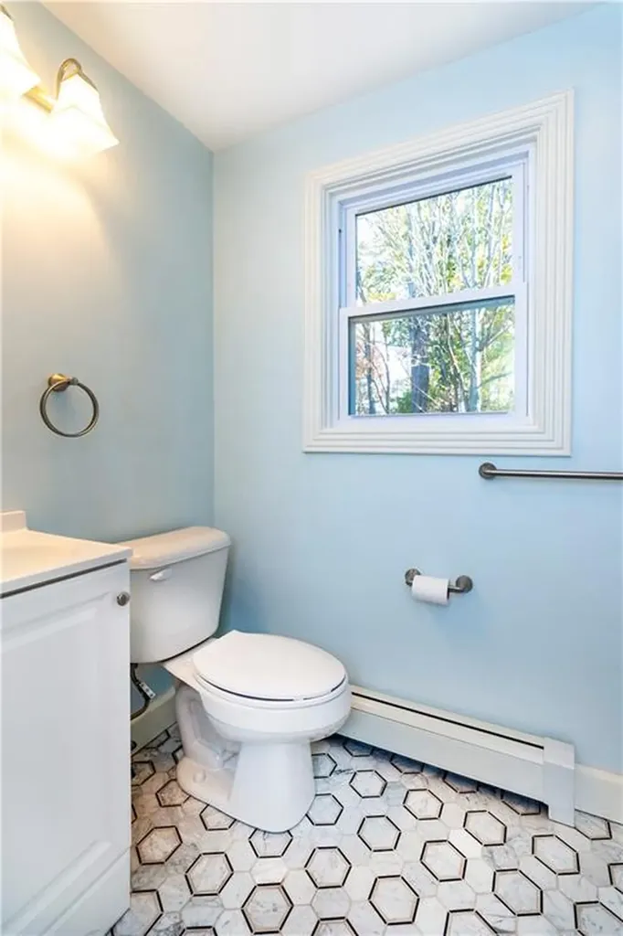 843 Victory Highway Burrillville RI 02839