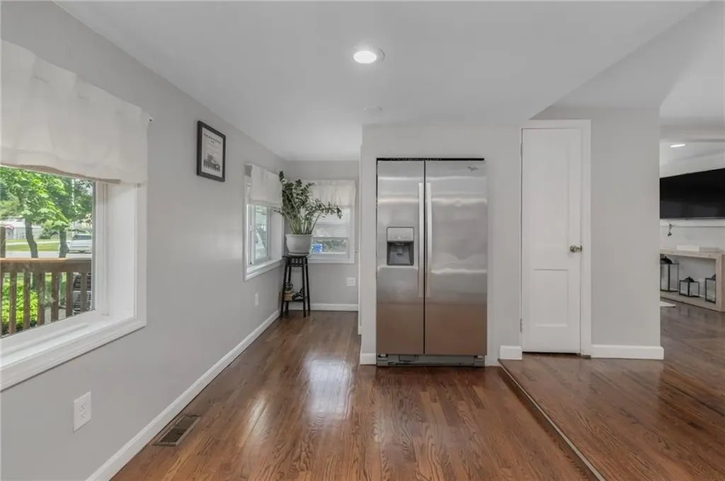 143 Endicott Drive Warwick RI 02886