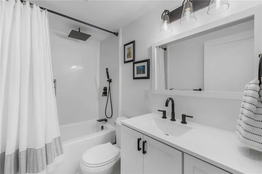 143 Endicott Drive Warwick RI 02886